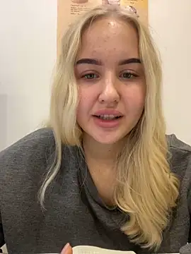 VanillaCakes's cam snapshot