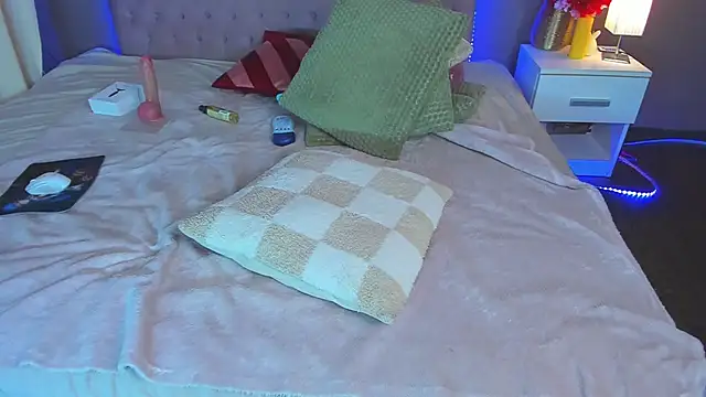 NathalyStars's cam snapshot