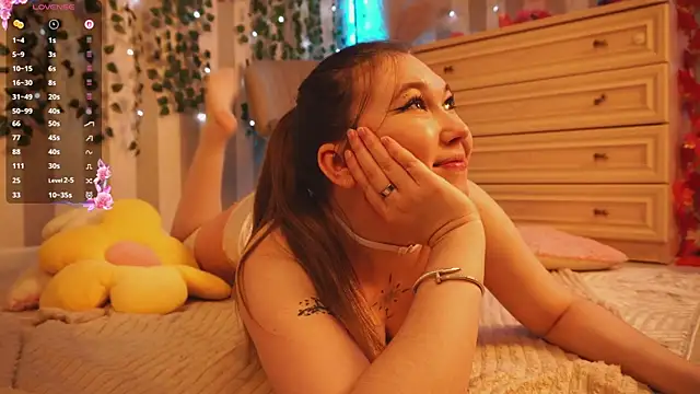 cheeky_cherry_'s cam snapshot