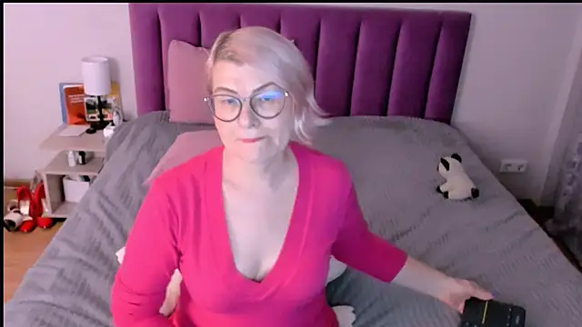 sabrinamacmarren's cam snapshot