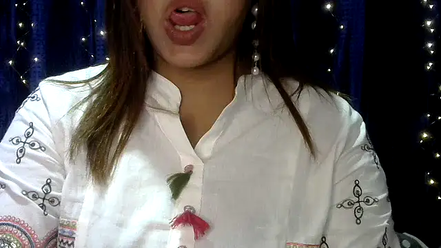 Princess_noorjahan live sex cam