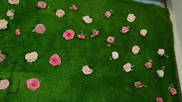 Huge_Titties_'s cam snapshot