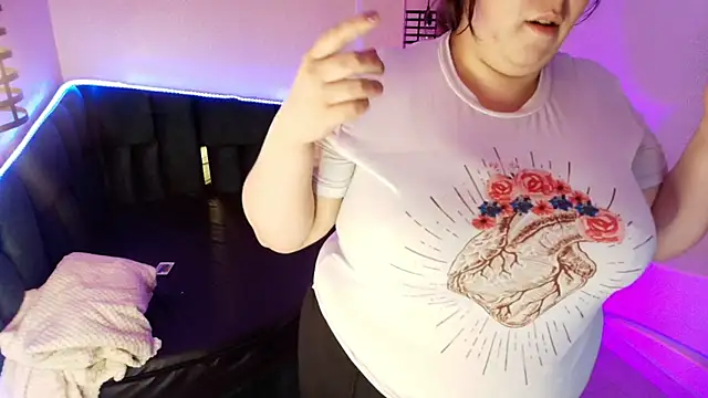 _Emily_rosee_'s cam snapshot