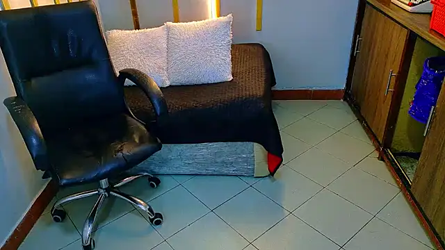 Angel_saez's cam snapshot