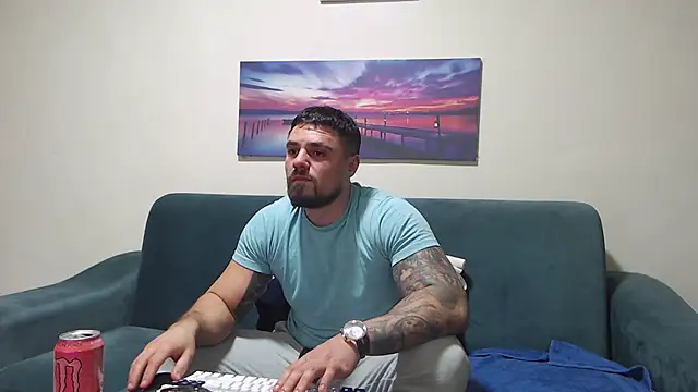 Tiberius_hunk live sex cam