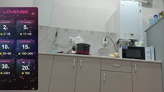 92yourbitch922 live sex cam