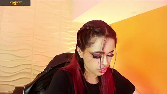 EvaaFoxxy1 live sex cam