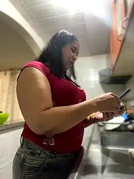 Carola-Ross live sex cam