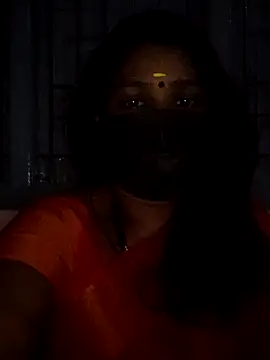 Tamil_Azhaghi25 live sex cam