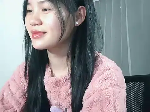 Nunaa18 live sex cam