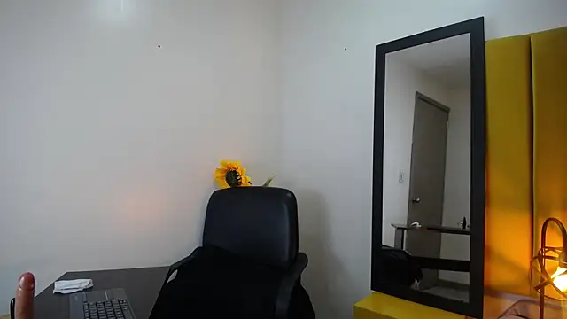 Lupiita223's cam snapshot