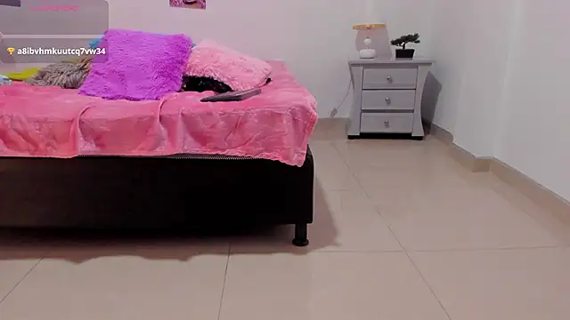 shizuka_84's cam snapshot