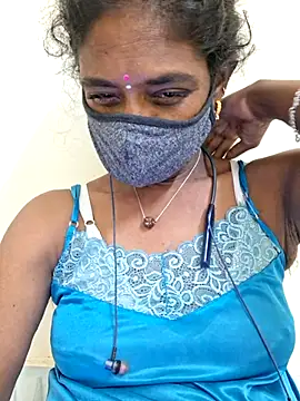 Tamil--Rani's cam snapshot