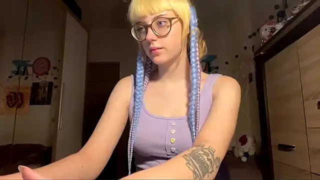 EffacedScan live sex cam