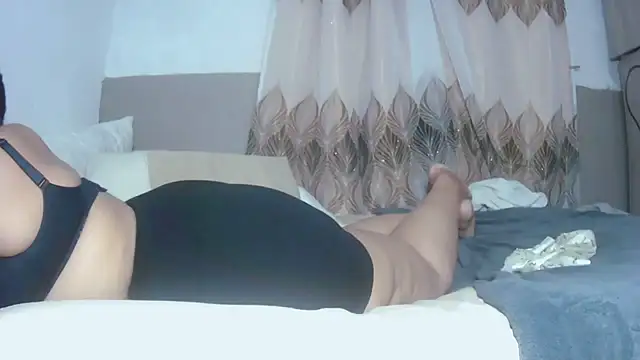 BustyThickyAss's cam snapshot