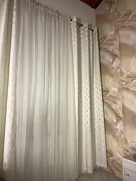 emilyrojas's cam snapshot