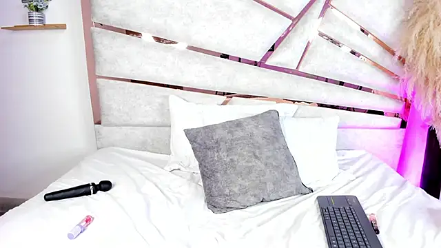 Samanthalyxx's cam snapshot