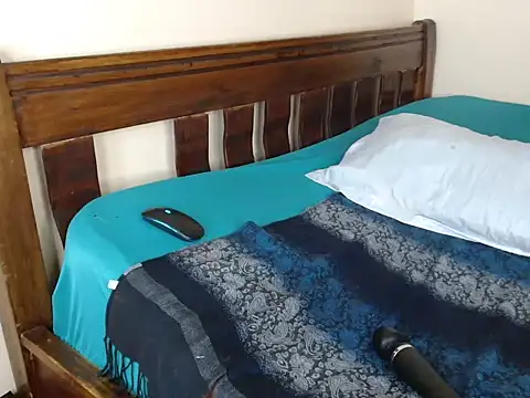 Naughtyfreak__'s cam snapshot