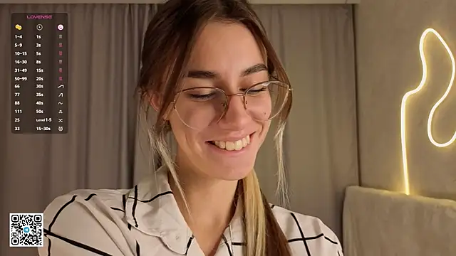 NilaBartkus's cam snapshot