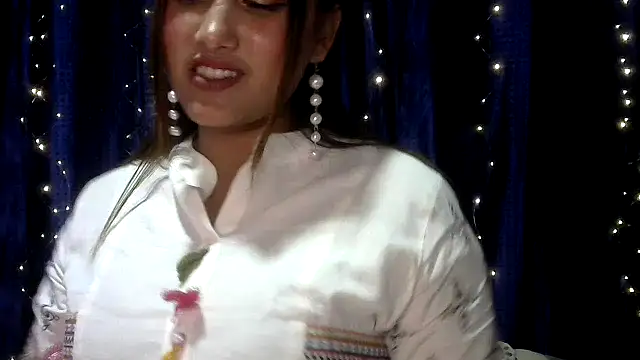 Princess_noorjahan live sex cam