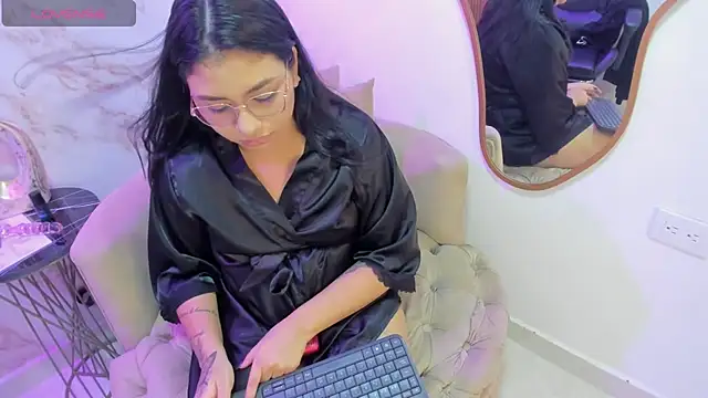 karen_sweet93's cam snapshot