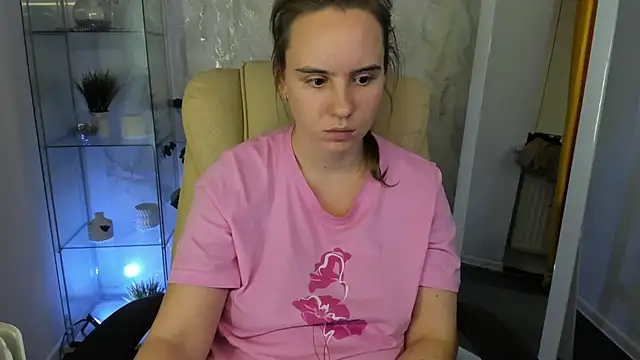 Lika_0ne's cam snapshot