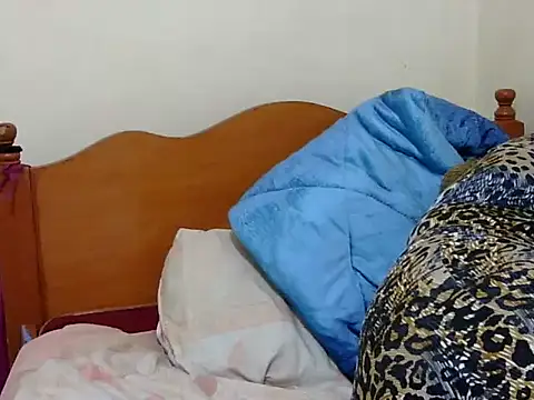 Pretty_lilly02's cam snapshot