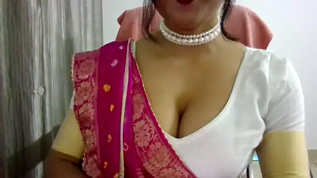 Queenhimanshi live sex cam
