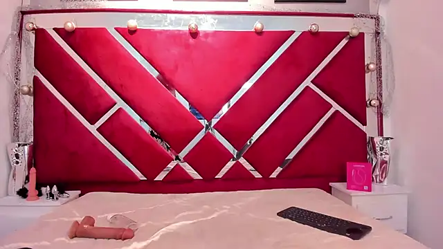 Dafne_Fire's cam snapshot