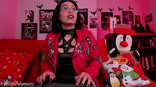 lilith-deveraux's cam snapshot