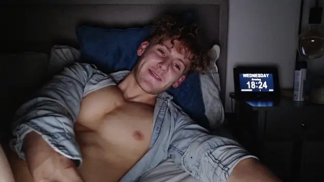 DominantAlex18 live sex cam