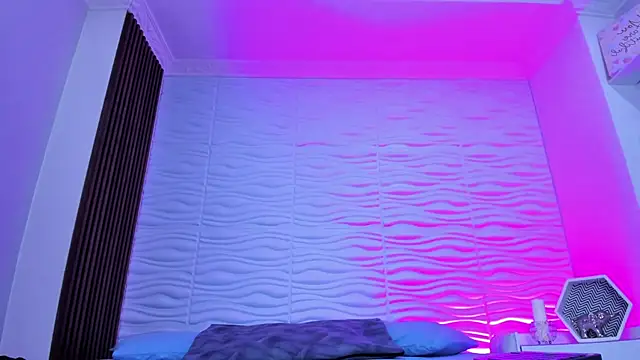 AudreyHayworth live sex cam