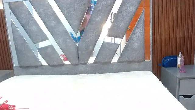 sabrina_roosa's cam snapshot