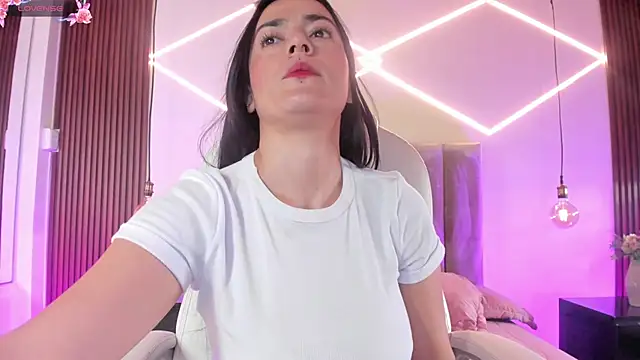 BellaClaiir's cam snapshot