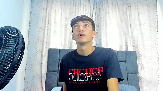 Maikol_Ortiz live sex cam