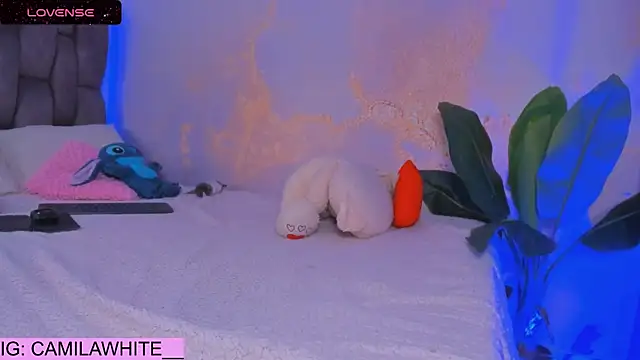 camilawhite__'s cam snapshot