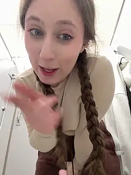 FroggyAnna's cam snapshot