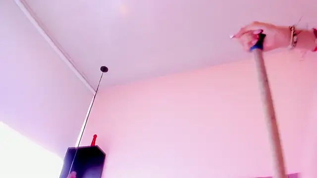 violet_myerrs's cam snapshot