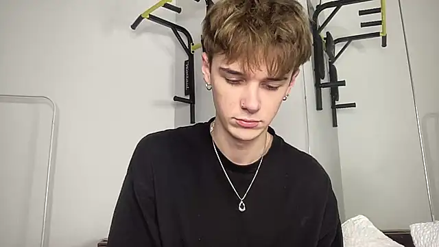 Milk_Guy live sex cam