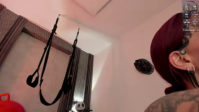 selene_red_'s cam snapshot