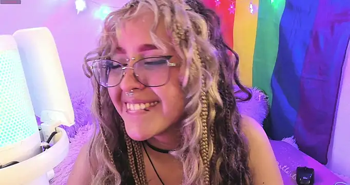 NekoWaifu's cam snapshot