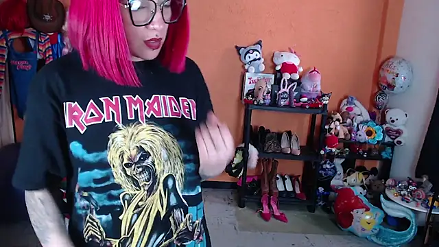 MissMiia2's cam snapshot