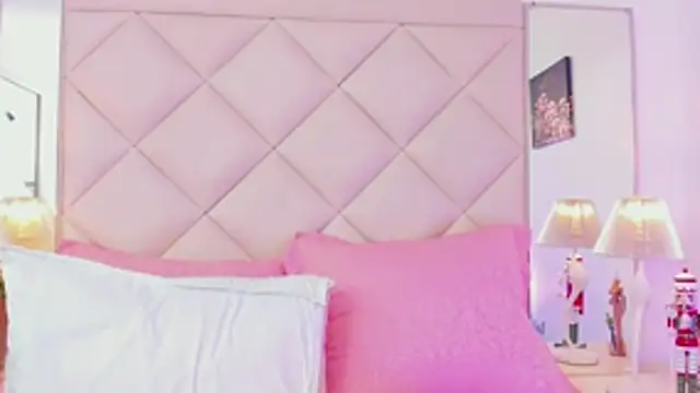 LilBoonew's cam snapshot