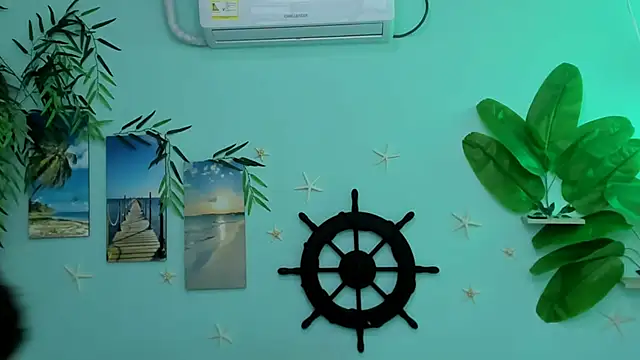 eladyrous98's cam snapshot