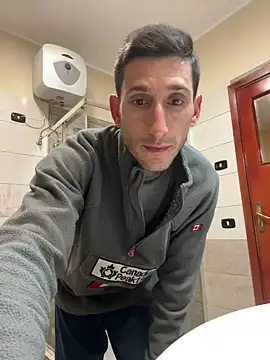 Gionnytav live sex cam