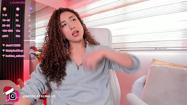 miss_catalinaa's cam snapshot