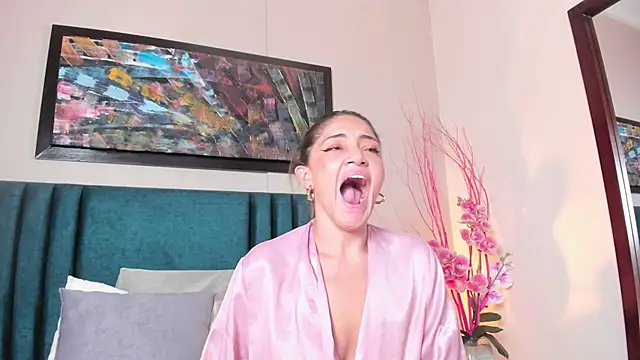 EloiseQuinn's cam snapshot