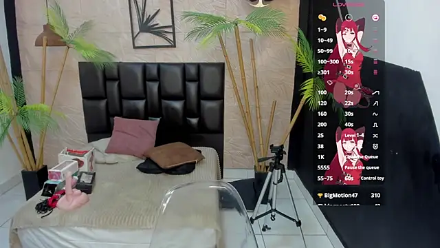 alana_bonny's cam snapshot