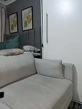 Zee_Online live sex cam