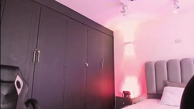 AlliceLover's cam snapshot